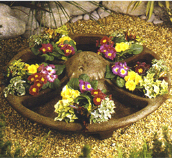 Worcester Round Herb Planter